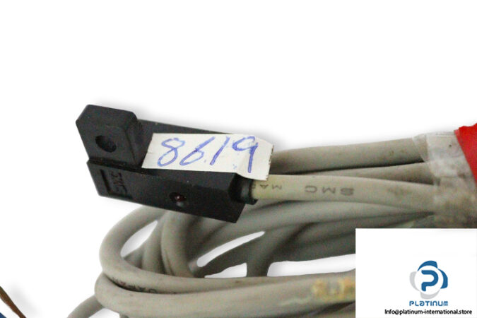 smc-D-A73H-reed-auto-switch-(Used)-2