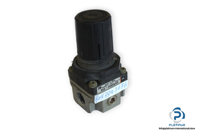 smc-EAR2000-F02-pressure-regulator-used