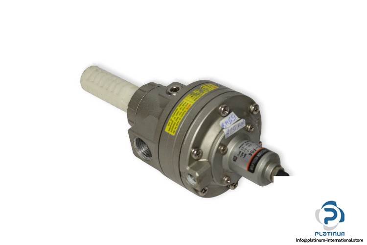 smc-EIR412-F04-pressure-regulator-used-2