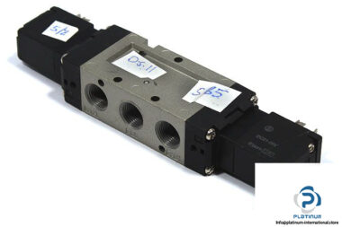 smc-evf5220-5yo-03f-q-double-solenoid-valve-1