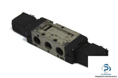 smc-evf5220-double-solenoid-valve-1