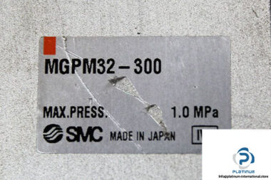 smc-mgpm32-300-compact-guide-cylinder-2