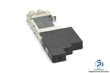 smc-sq1131n-5-c6-q-single-solenoid-valve-1