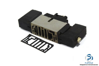 smc-vfs3210-5d-double-solenoid-valve-1