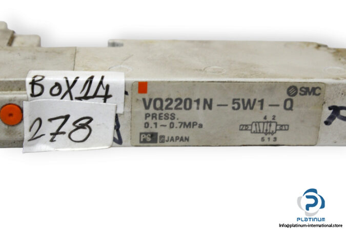 smc-vq2201n-5w1-q-double-solenoid-valve-1