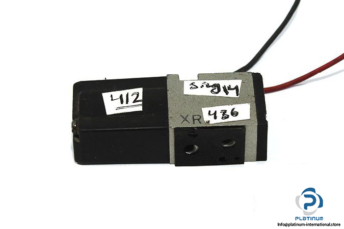 smc-vz1120-single-solenoid-valve-1