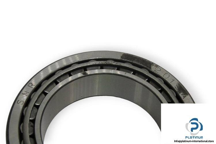 snr-32013A-tapered-roller-bearing-1