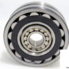 Spherical-roller-bearing3_675x450.jpg