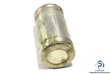 sprague-wb-63d1604-2000%c2%b5f_450vdc-capacitor-1