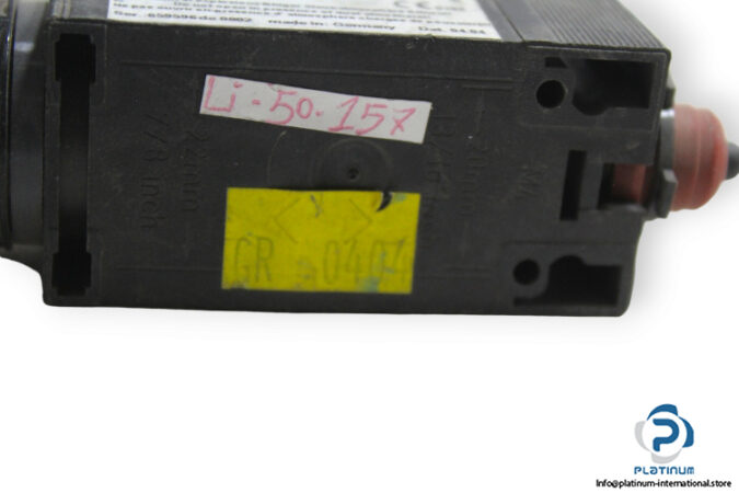 stahl-8060_1-3-limit-switch-1