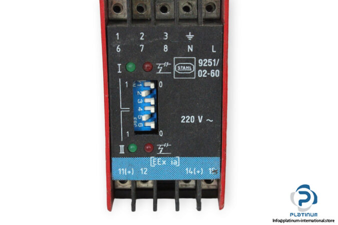 stahl-9251_02-60-switching-repeater-(used)-1