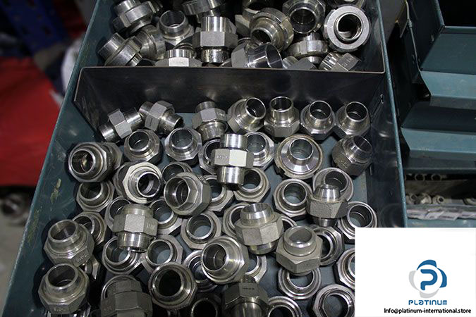 stainless-steel-threaded-union-3