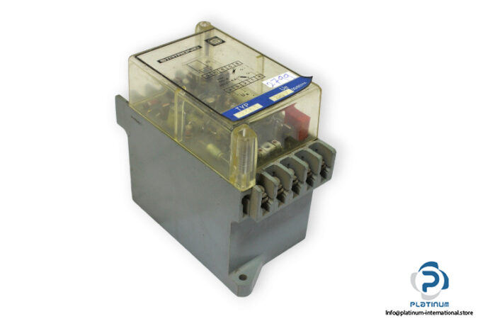 statronic-DZR4-speed-monitoring-relay-(used)