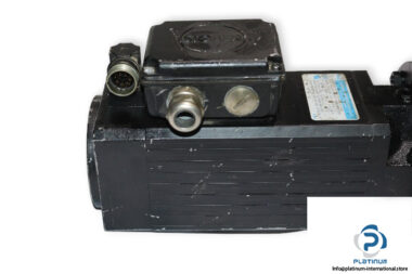 stober-ES44-446339_1339373_000_000-010-ac-servo-motor-used-1