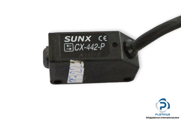 sunx-CX-442-P-compact-photoelectric-sensor-used-2