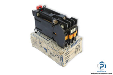 telemecanique-CA2-DN231-control-relay-(New)