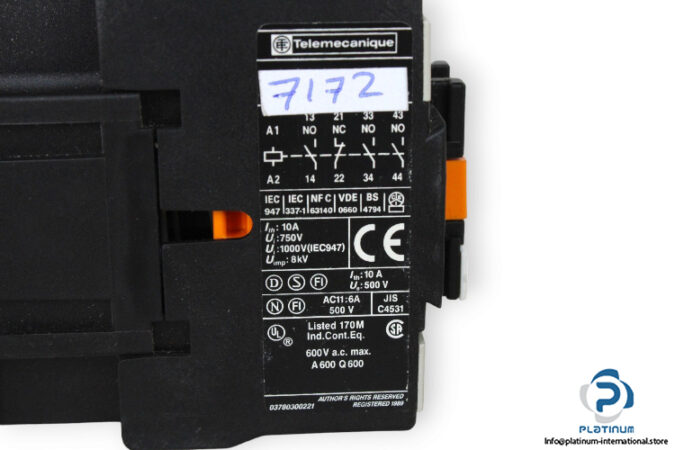 telemecanique-CA2DN31-contactor-(used)-2