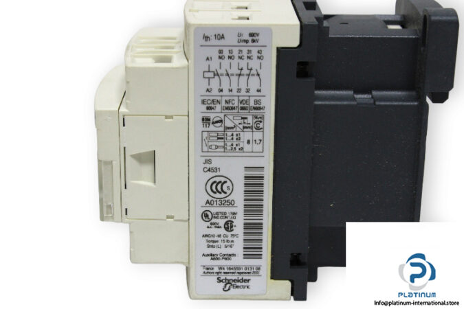 telemecanique-CAD32F7-control-relay-(new)-2