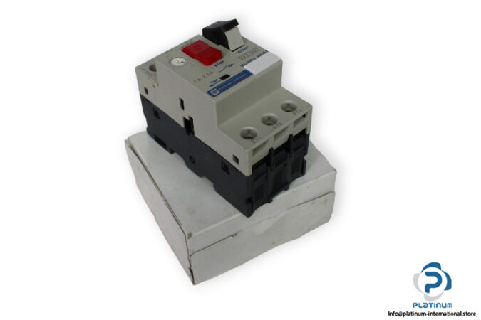 telemecanique-GV2-M07-motor-circuit-breaker-(new)