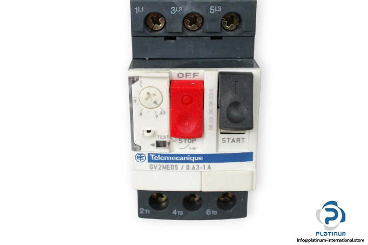 telemecanique-GV2M05-motor-circuit-breaker-(New)-1