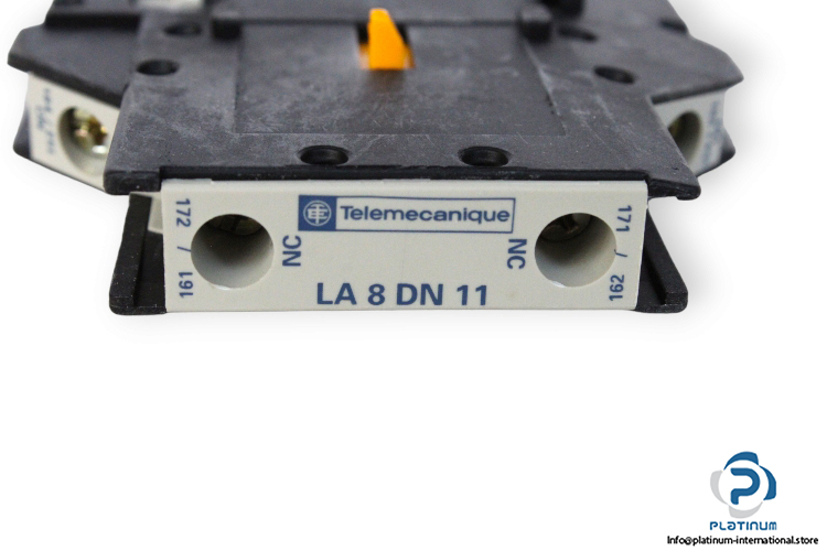 telemecanique-LA8-DN11-auxiliary-contact-block-(new)-1