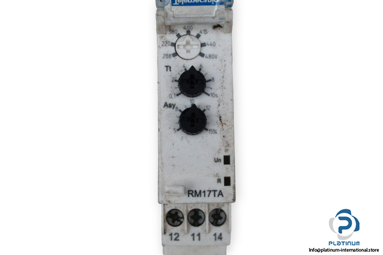 telemecanique-RM17TA00-multifunction-control-relay-(used)-1