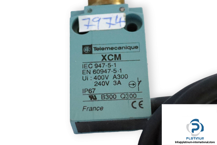 telemecanique-XCM-G511-limit-switch-(new)-1