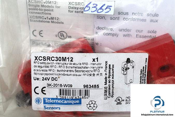 telemecanique-XCSRC30M12-safety-switch-(new)-1