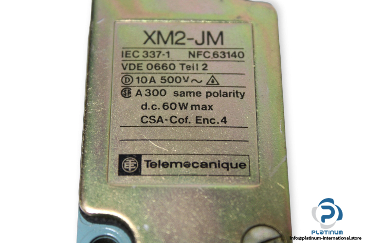 telemecanique-XM2-JM004-pressure-switch-used-2