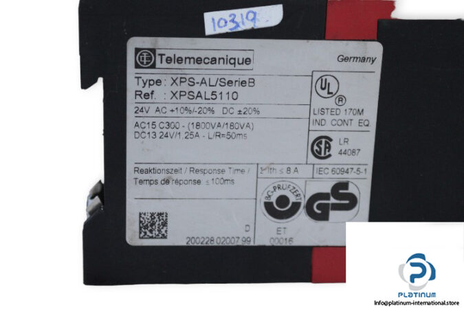 telemecanique-XPSAL5110-safety-relay-(used)-2