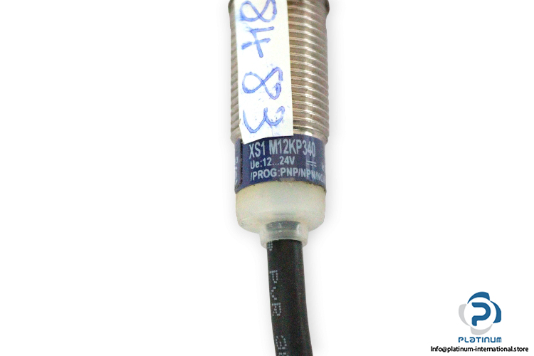 telemecanique-XS1-M12KP340-inductive-sensor-used-2