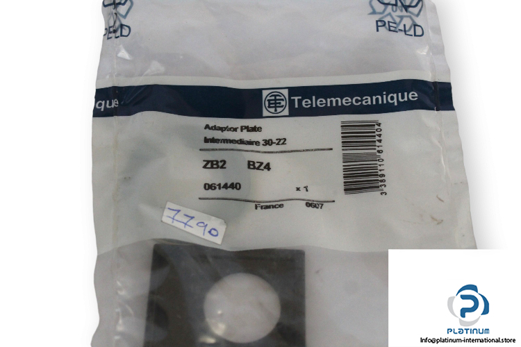 telemecanique-ZB2-BZ4-adaptor-plate-(new)-1