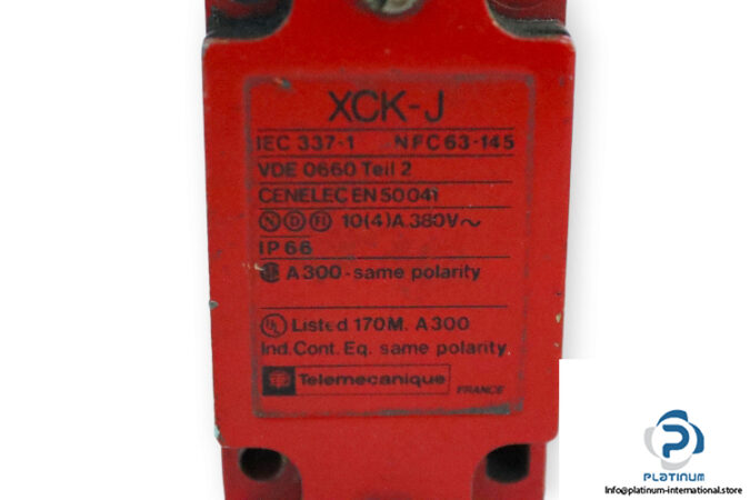 telemecanique-ZCK-J5_ZCKE67-limit-switch-(Used)-2