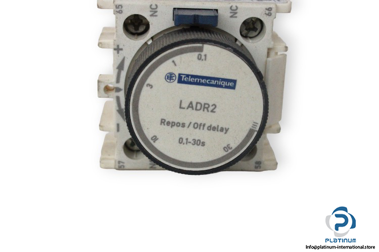 telemecanique-ladr2-time-delay-auxiliary-contact-block-new-1