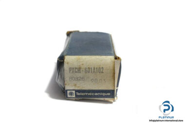 telemecanique-pxcm-601a102-pilot-operated-compact-limit-switch-2