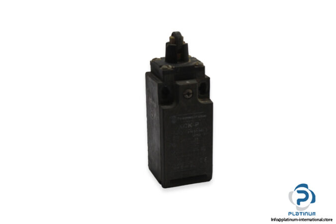 telemecanique-XCK-P102-limit-switch