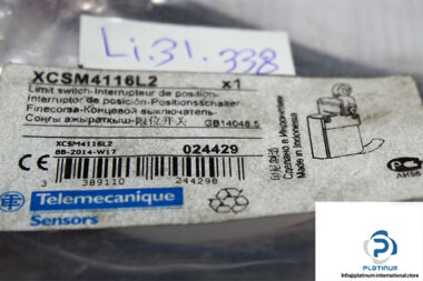 telemecanique-xcsm4116l2-limit-switch-1