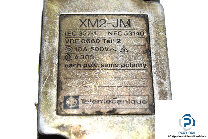 telemecanique-xm2-jm160-pressure-switch-2