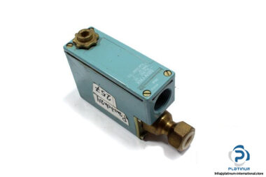 telemecanique-XMJ-A020-pressure-switch