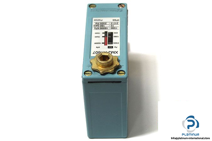 telemecanique-xmj-a1607-pressure-switch-1