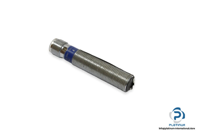 Telemecanique-XS1M12KP370D-inductive-sensor