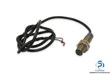 telemecanique-XS1M12PA370L1-inductive-sensor