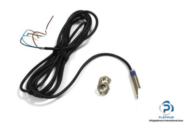 telemecanique-XS1N08PA340-inductive-sensor