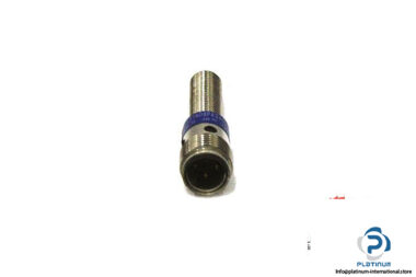 telemecanique-xs1n08pa340d-inductive-sensor-1