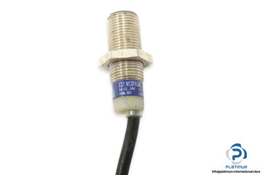 telemecanique-xs1n12pa349-inductive-sensor-2