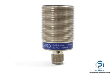 telemecanique-xs1n30pb349d-inductive-sensor-2