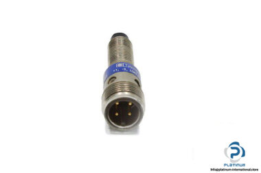 telemecanique-xs2n08pa340d-inductive-sensor-1