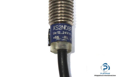 telemecanique-xs2n08pa340l1-inductive-sensor-1