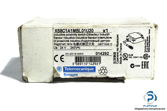telemecanique-xs8c1a1mbl01u20-inductive-sensor-1