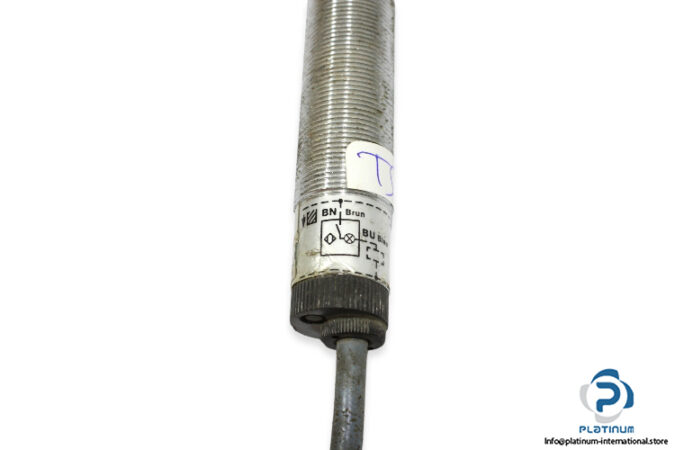 telemecanique-xsa-a05011-inductive-sensor-3